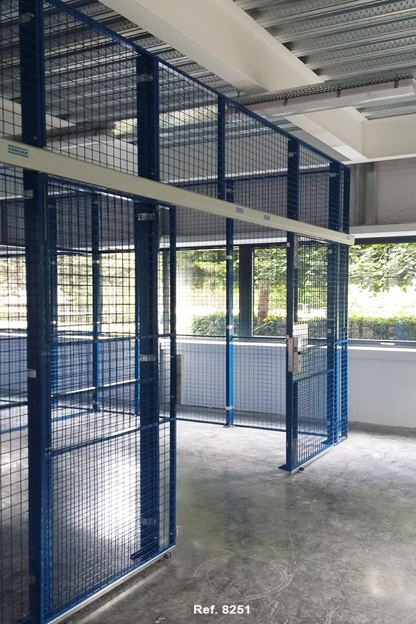 Bespoke Mesh Enclosure - Ref.8251